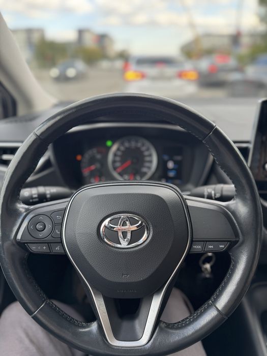 Продам Toyota Corolla 2021 года