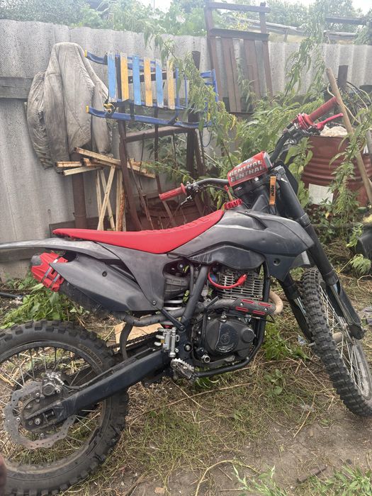 Продам мотоцикл zuumav к5