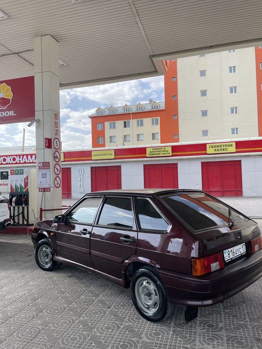 Бампер ваз задний бордовый