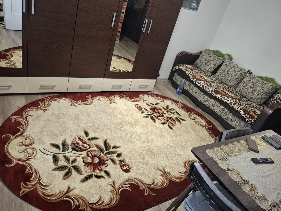 Vând apartament cu o camera