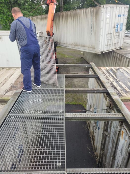 Rampa si platforma containere maritime