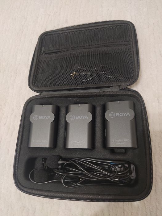 Продется петличка BOYA