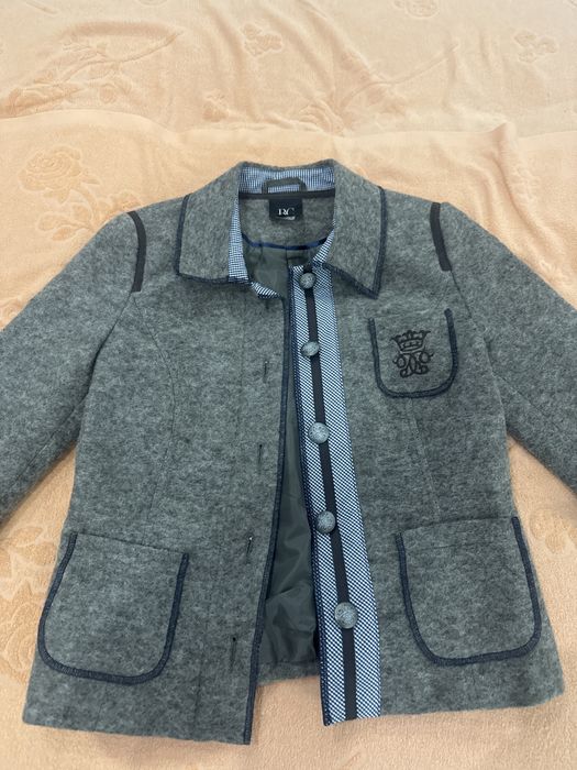 Продам пиджак женский 44 размера
