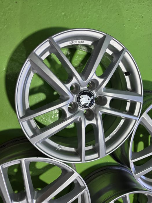 17 5x112 Skoda лети джанти 5х112 шкода