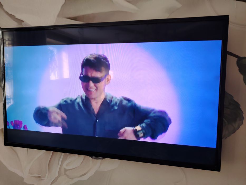 Продам телевизор самсунг