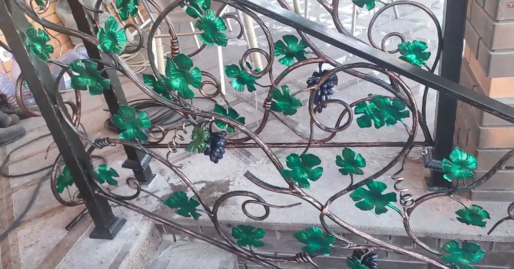 Кованые перила, ворота, балясины, лестница, каркас, навес, забор, арка
