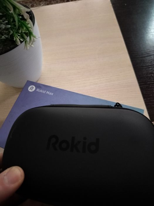 Rokid Max синий реальности