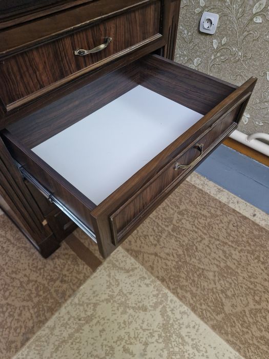 Шкаф и комод комплект