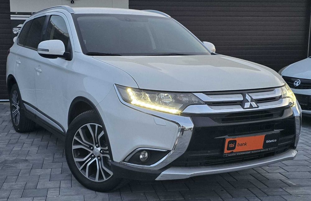 Mitsubishi Outlander 2016 2.2 Diesel 4x4 7 locuri Euro 6 Posibilitate rate Transport gratuit