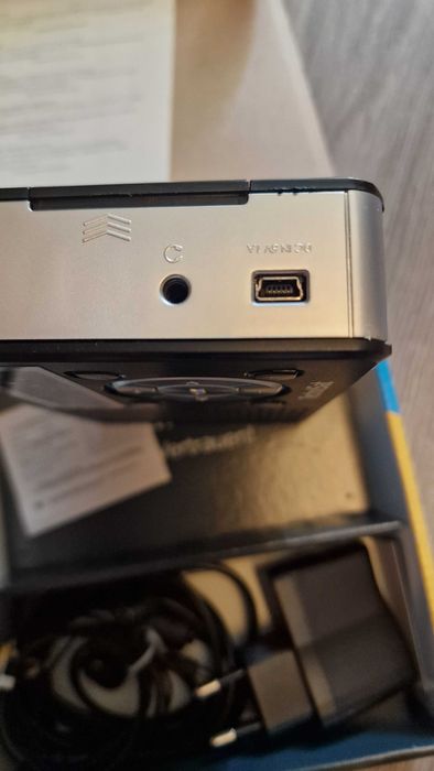 Radio digital portabil Technisat cu acumulator