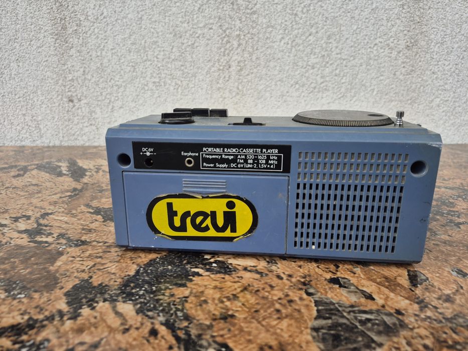 Vând radio casetofon chiaccherone  mono