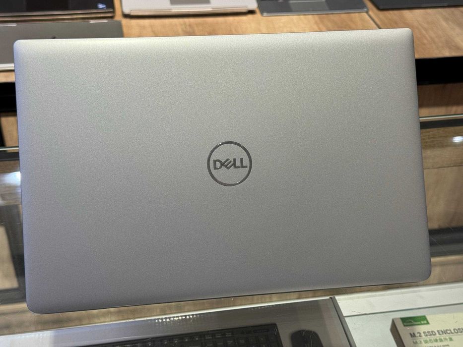 DELL Precision 3590 Ultra i7 155H RAM 16 SSD 512 Gb сенсорный