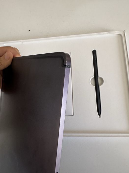 Samsung Galaxy Tab S8 Ultra + S Pen