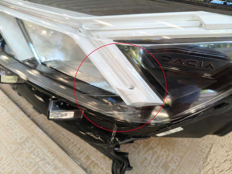 Far stanga Dacia Logan 3 facelift Sandero Jogger 2022 2023 2024 2025