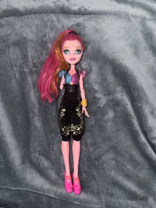 Куклы Монстер хай
