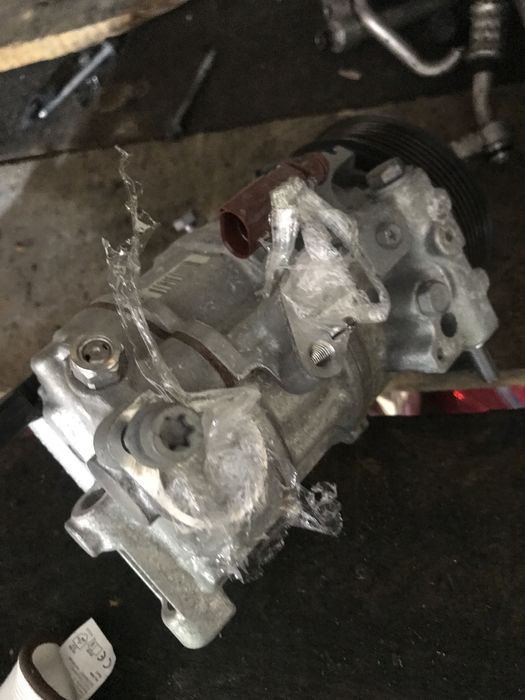 Компресор климатик фолксваген голф 8 3Q0816803D Vw golf 8