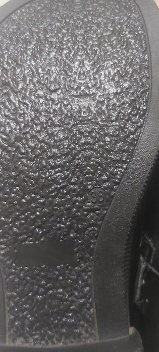 Туфли школьные на девочку 38р