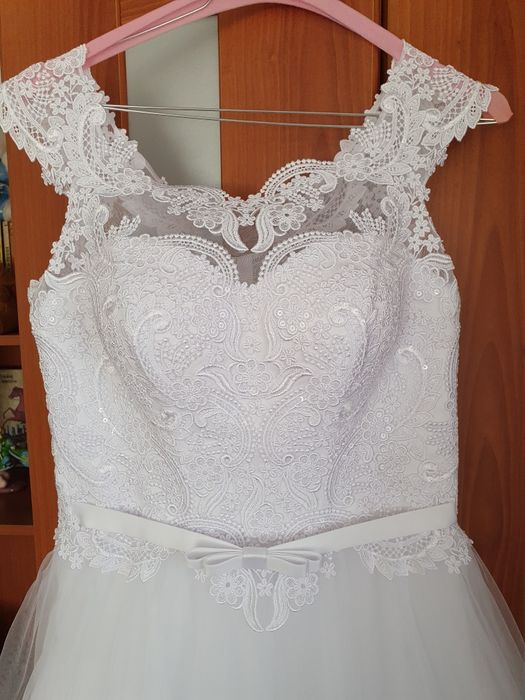 Rochie mireasa..