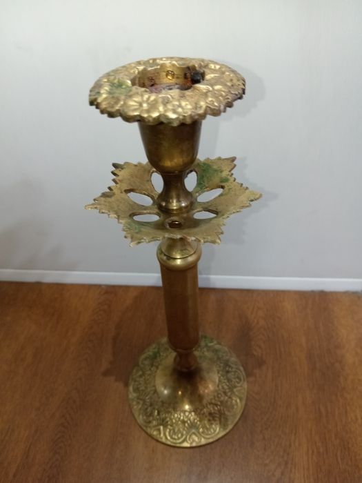 Подсвечник из бронзы