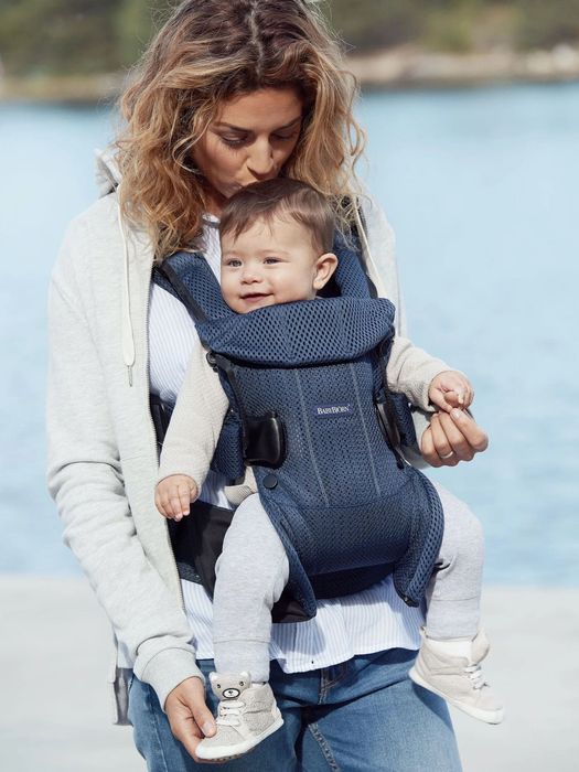 BabyBjorn Baby Carrier One тъмносин