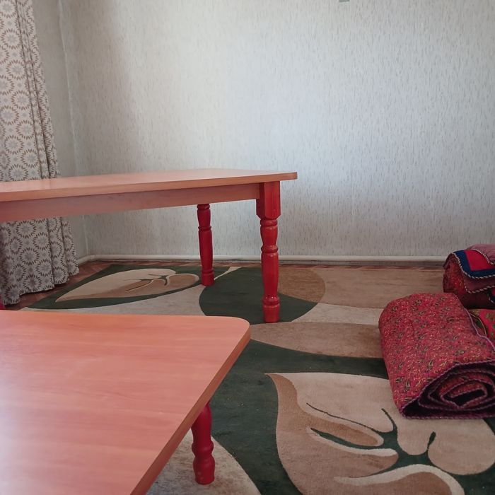 Продам кух. столы 2 шт одинаковые