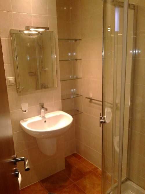 Дава се под наем Двустаен апартамент в София, Хиподрума - 60 кв.м за 525 € - Снимка #3