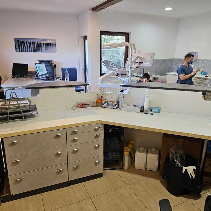 set Mobilier de receptie si birou modern fabricat in Germania