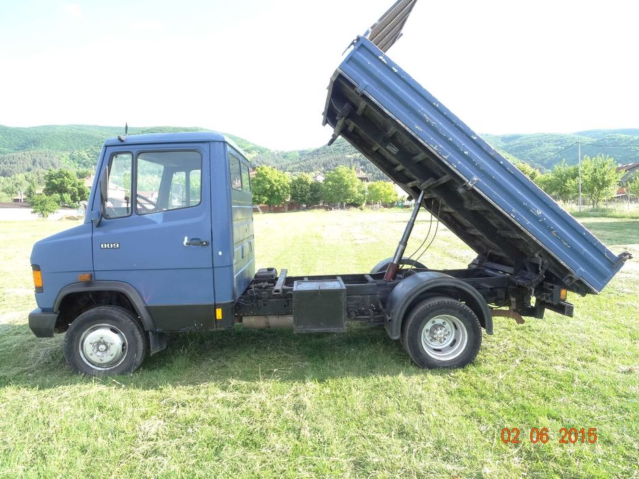 mercedes 709D самосвал