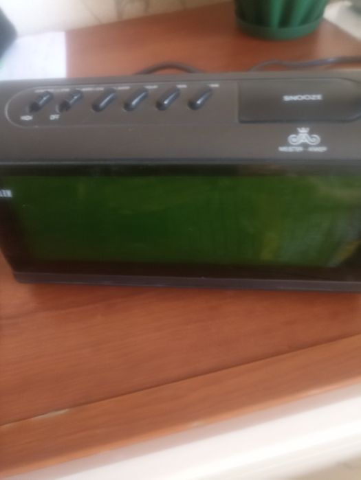 Часы светящиеся,от сети