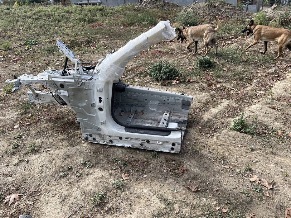 Bmw G20 G21 предна лява четвъртина