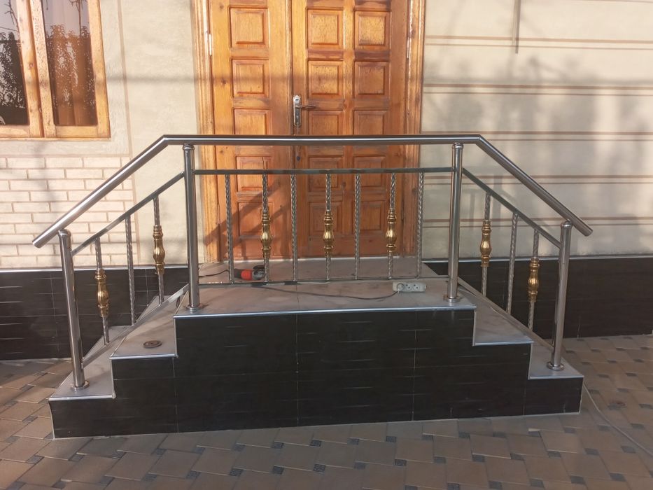 Нержавеющей  перила