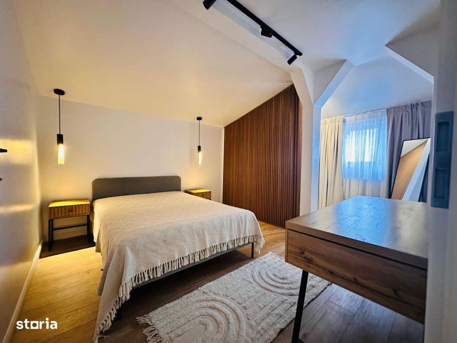 Apartament cu 3 Camere | 90 mp Utili | 2 Parcari | Complet Renovat |