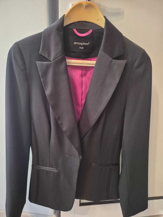 Дамски панталон и сако размер S