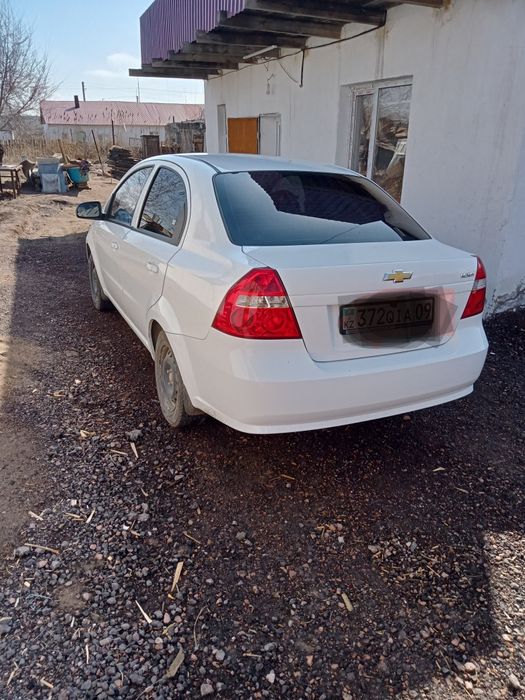 Авто шеврале нексия