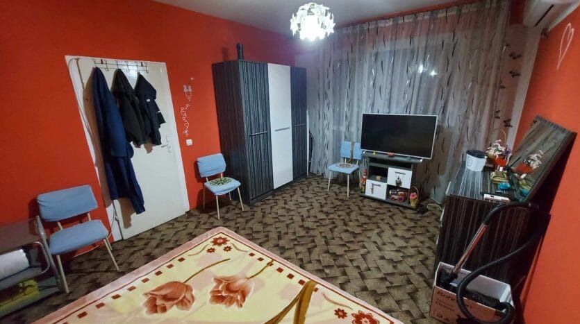 Продава се Двустаен апартамент в Търговище, Запад 2 - 71 кв.м за 1198 €/кв.м - Снимка #10