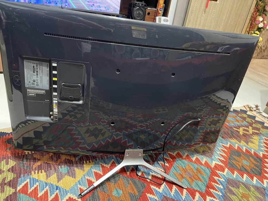 Vand televizor Samsung - panou de luminozitate defect