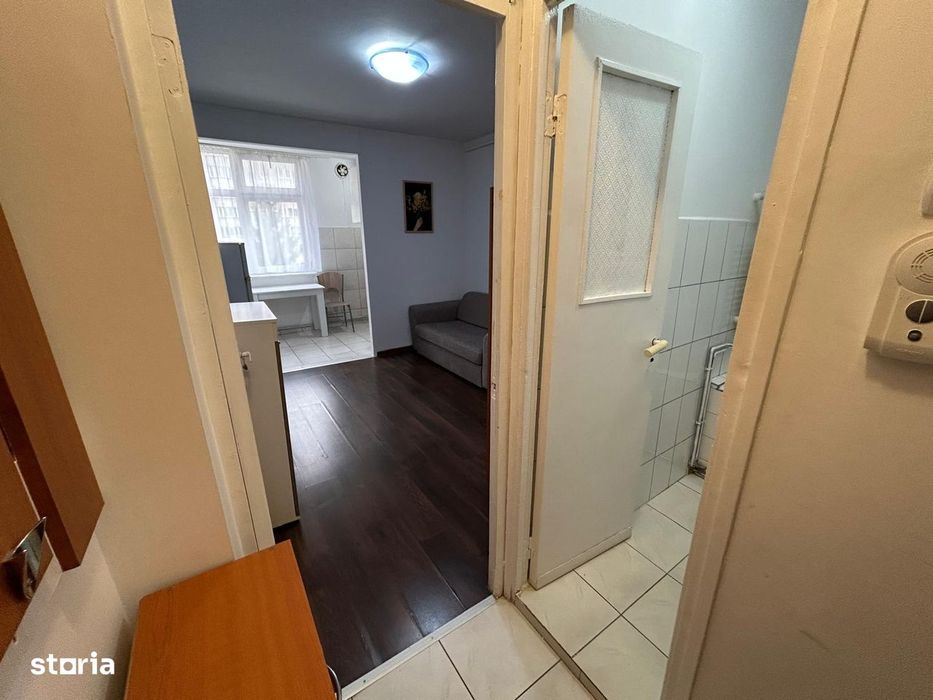 Garsoniera de vanzare - zona Spitalul Judetean