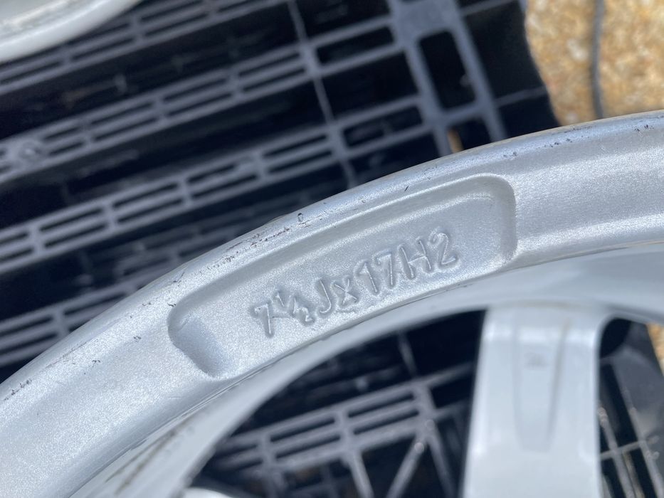 17 цола 5 х 112 мм Мерцедес , Фолксваген  , VW , Ауди , Шкода