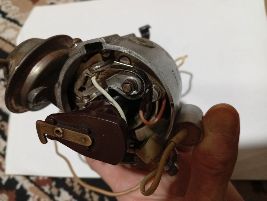 Распределитель зажигания трамблёр