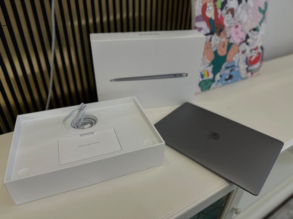 продам macbook air в идеальном состоянии