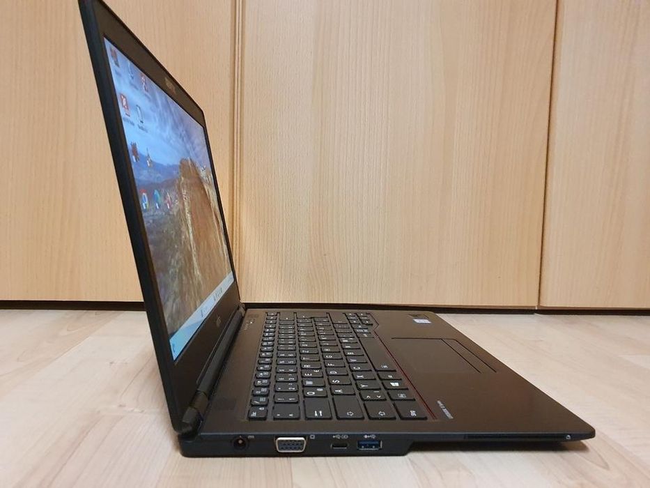 Fujitsu lifebook U748 Ultrabook i5/16/265