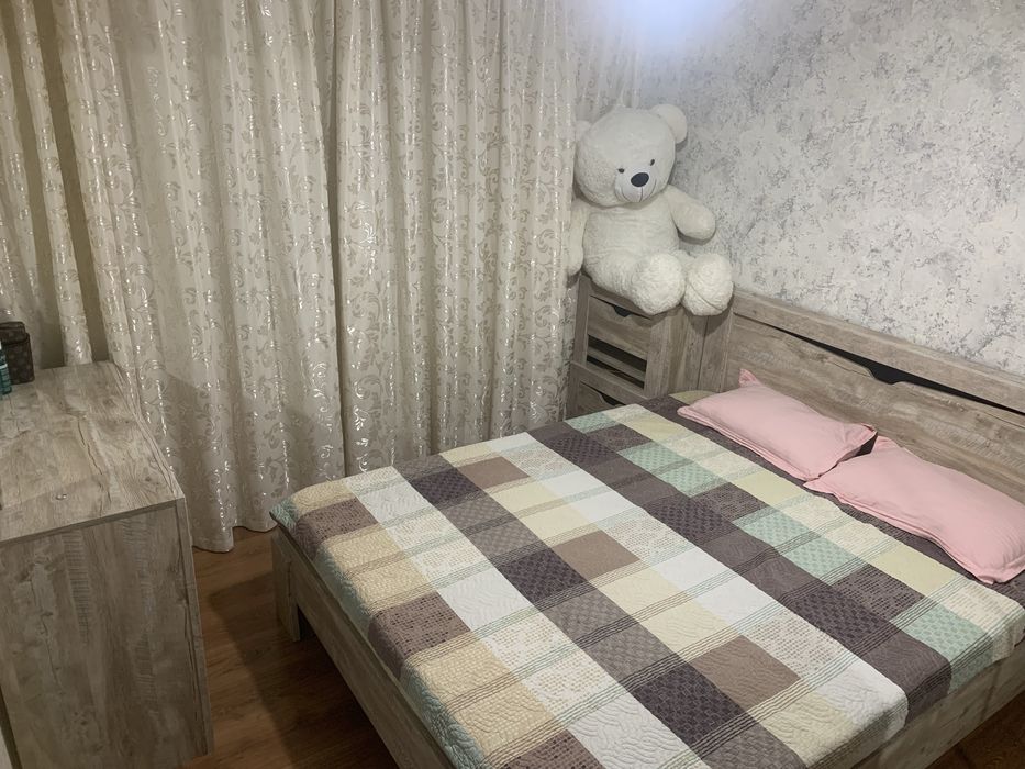 Спальный гарнитур Срочно