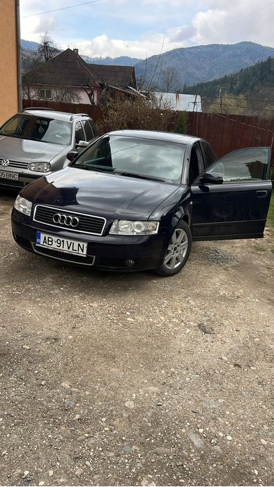 AUDI A4 0 — imagine 3