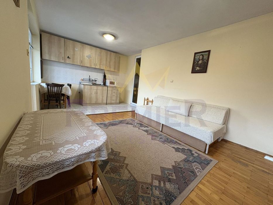 Дава се под наем Мезонет в Варна, Базар Левски - 60 кв.м за 425 € - Снимка #1