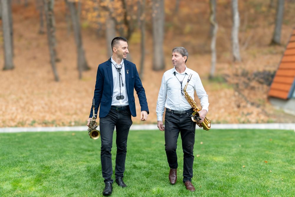 Formație pentru nunți în județul Brașov.