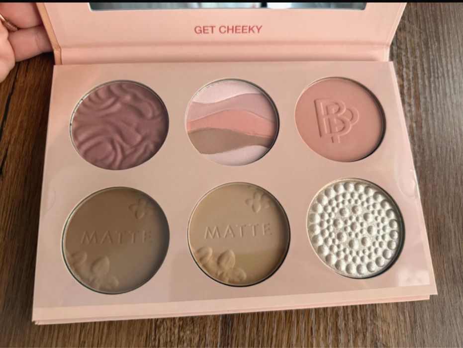 Paleta machiaj Bellapiere