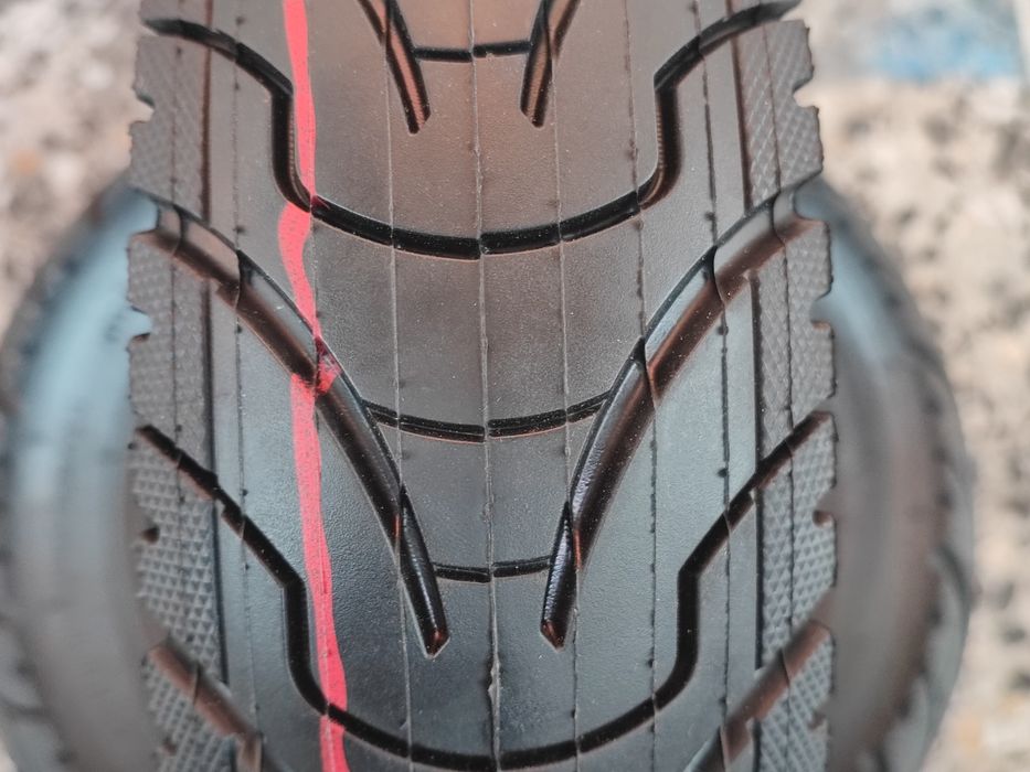 Продавам нови висококачествени гуми за тротинетка размер 80/65-6 за ел