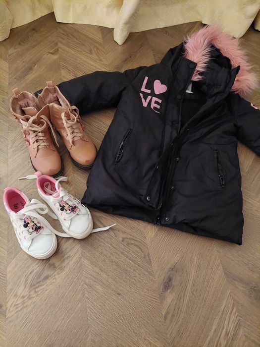 Geaca  3 5 ani ghetuțe și adidasi