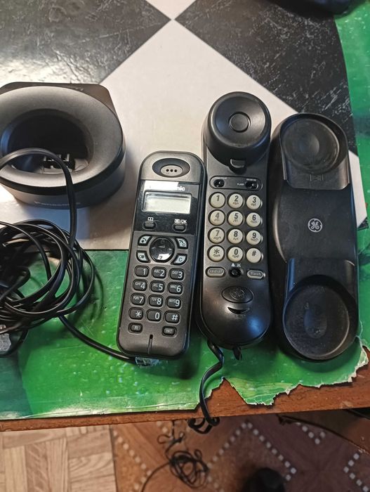 Стари  телефони  пишеща машина