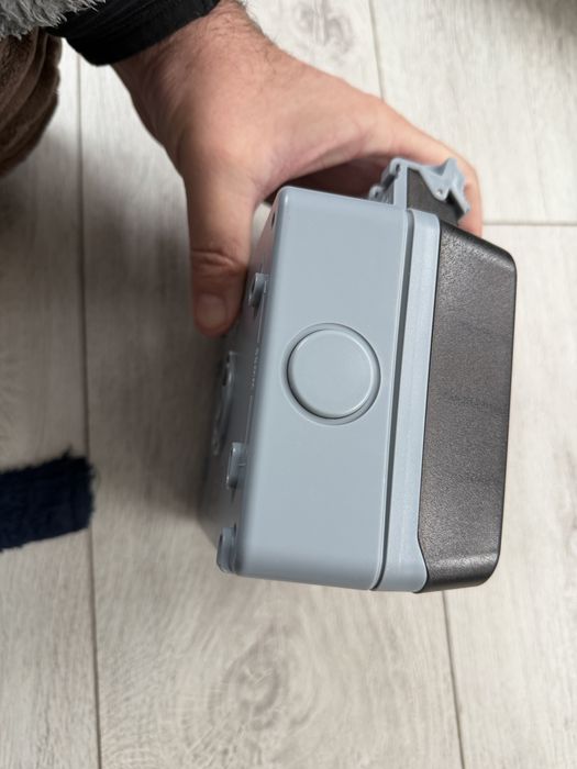 Priza dubla universala cu USB2 + Doza exterioara